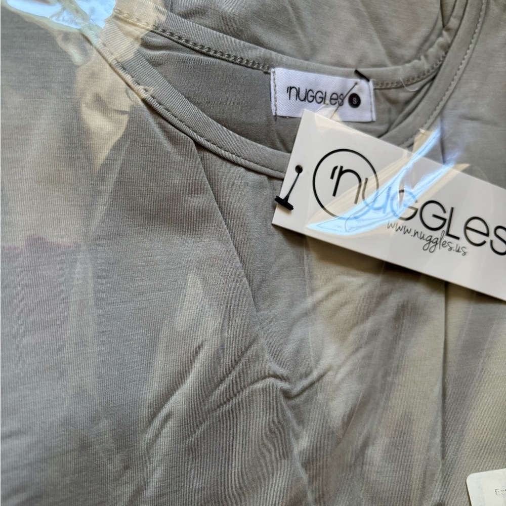 Nuggles Women’s 3/4 Sleeve Tee - Silver